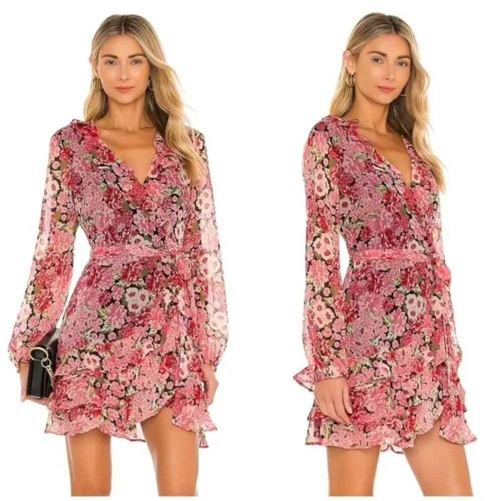 BARDOT Triple Frill Dress Color: Pink Gardenia Size 6 NWT - Picture 2 of 10